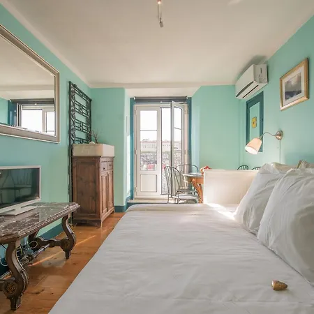 Apartment Charming In The Heart Of Lisbon