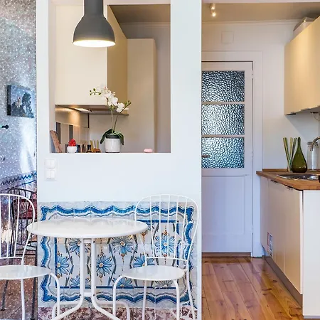 Apartment Charming In The Heart Of Lisbon