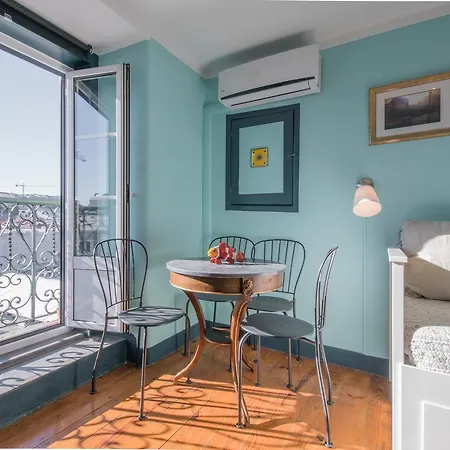 Apartment Charming In The Heart Of *