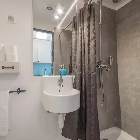 Charming In The Heart Of Apartment Lisbon